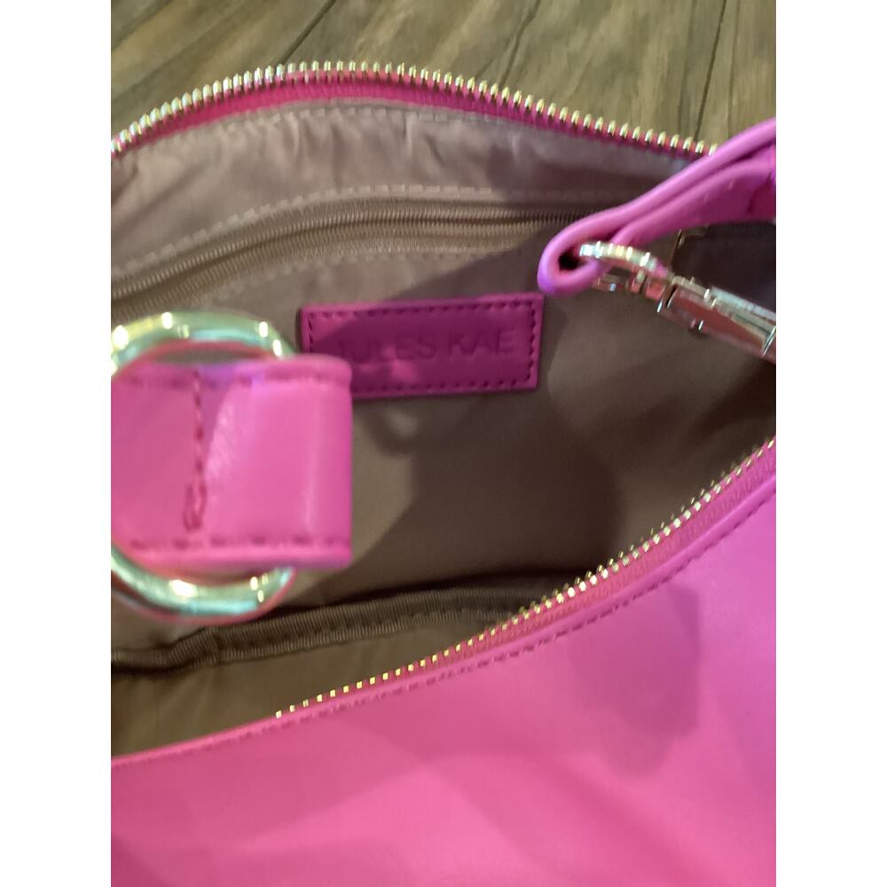 Jules Kae Luna hobo shoulder Bag In Fushcia pink gold chain strap new - Picture 6 of 7